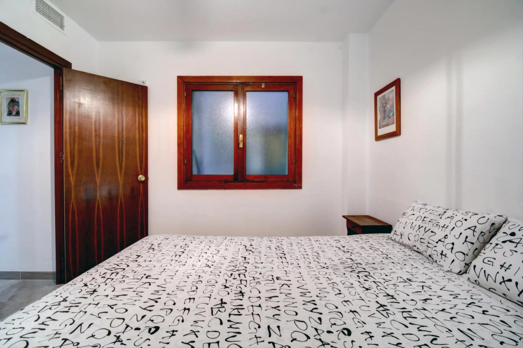 Victoria Apartment