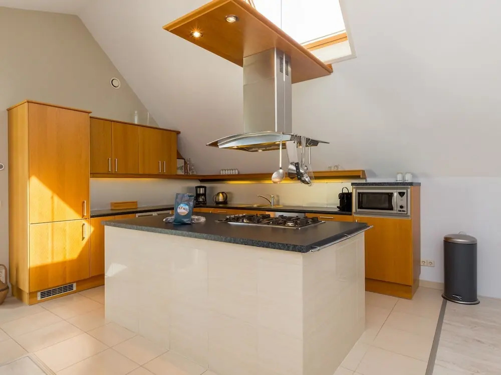 Very Spacious 6-person Apartment Located in the Centre of Ouddorp