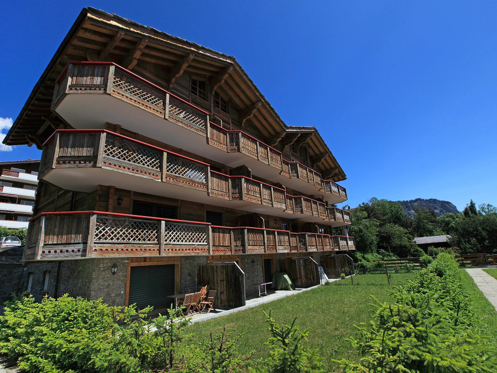 Apartment Ardève No 11 by Interhome