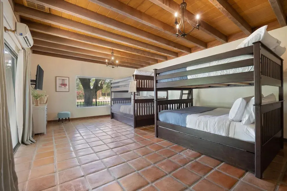 Starlight Estate by Avantstay 20 People Architectual Mansion w Pool Tennis Court Game Room