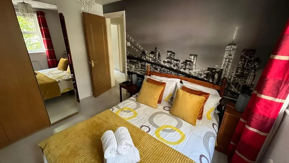 Stunning 3-bed Apartment in Croydon