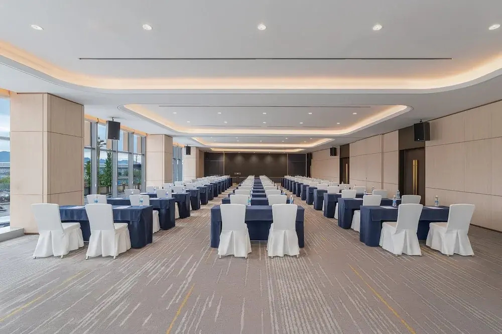 Holiday Inn Express Chongqing Liangjiang Yufu by IHG
