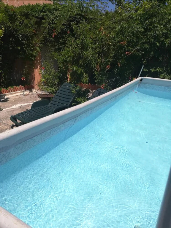 B&B Secret Garden