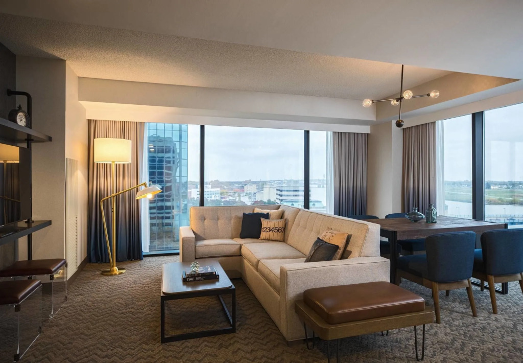 Renaissance Toledo Downtown Hotel