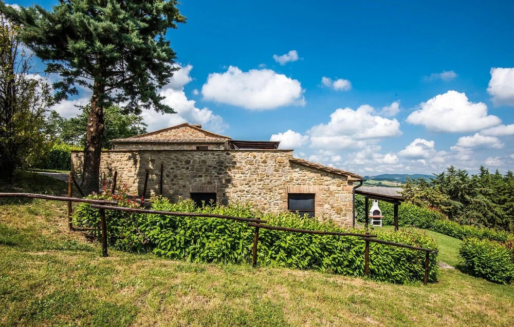 Awesome Apartment in Radicondoli Belforte 53030 With Outdoor Swimming Pool, Wifi and 2 Bedrooms