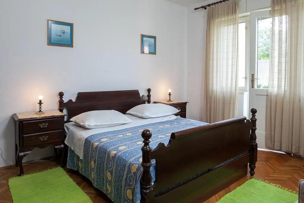 Apartment Lidija