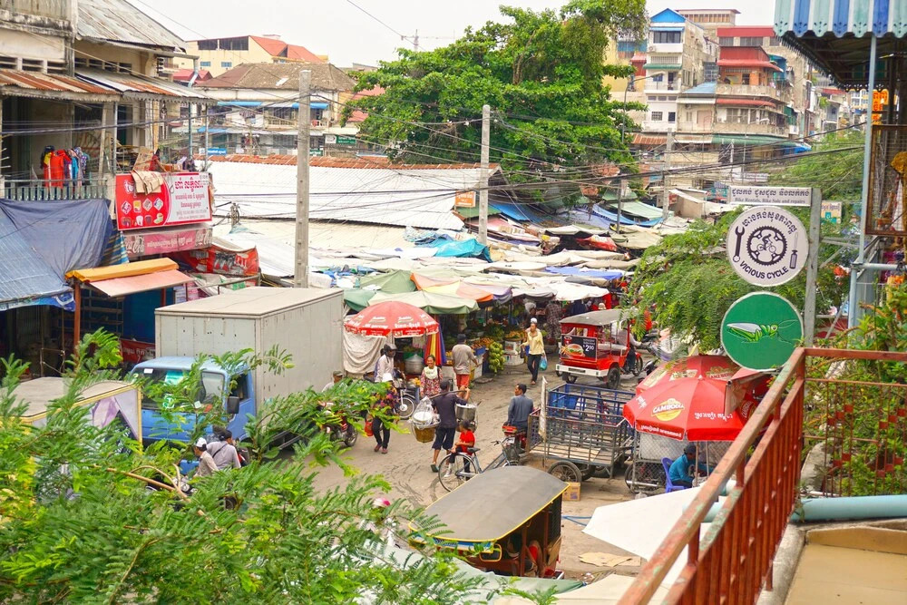 Riverside Backpackers