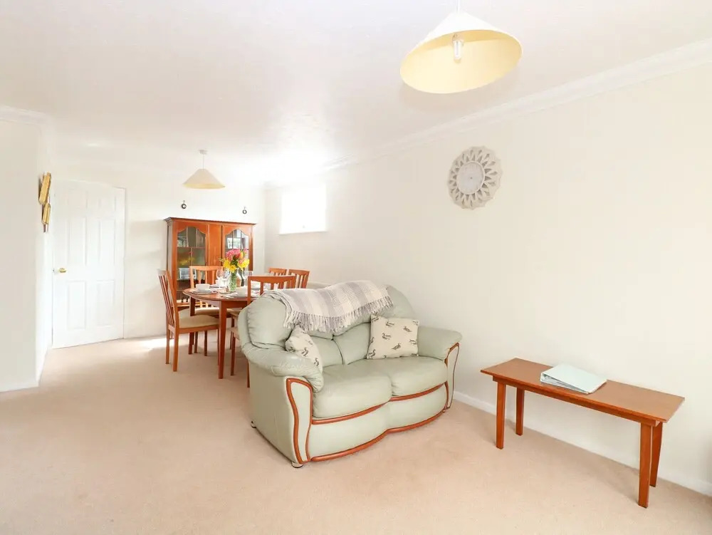16 Heron Gardens, Norwich