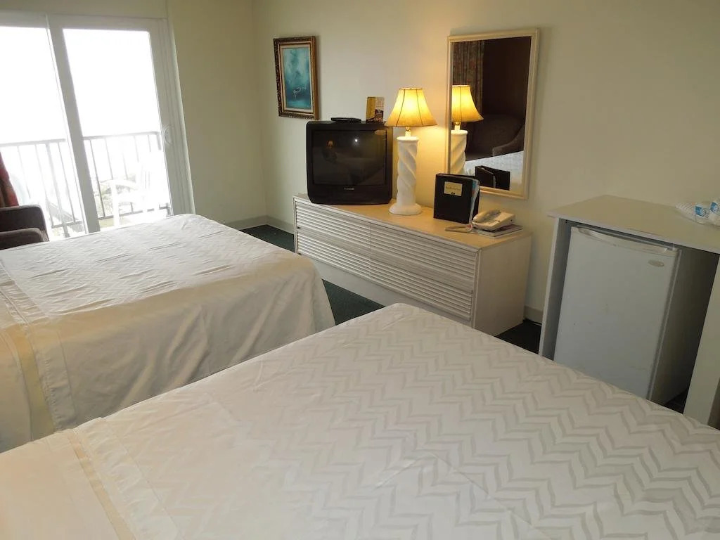 Mahalo Diamond Beach Resort