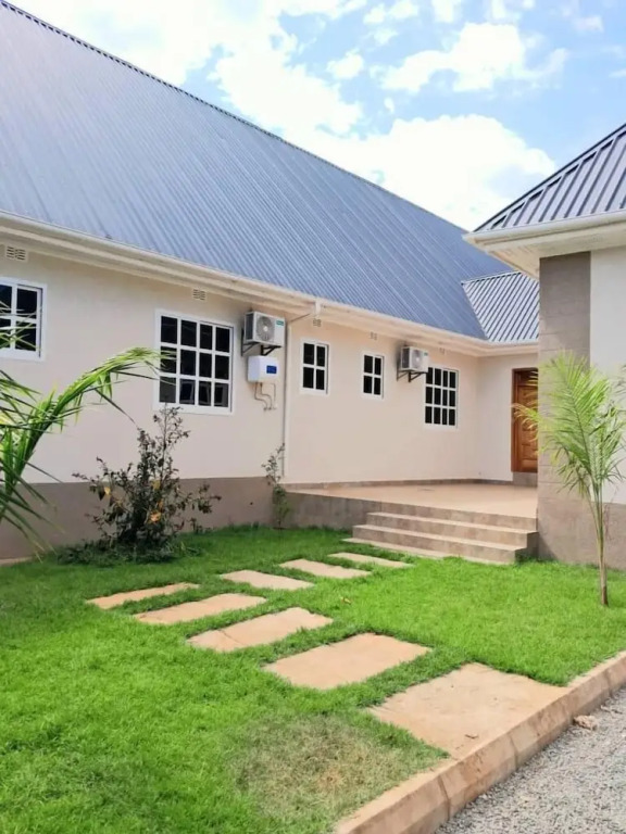 Otter lodge