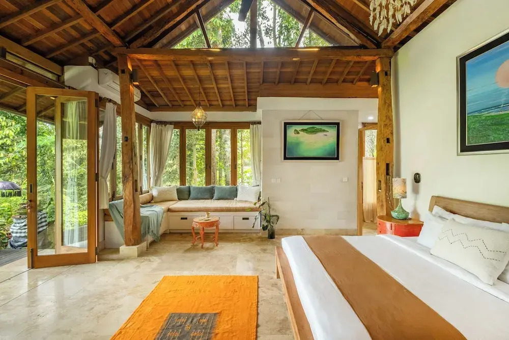 4BR Nature Retreat-Pool, Sauna & Jungle Views