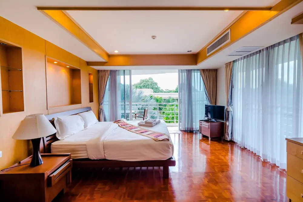 Sea View Hua Hin Condos