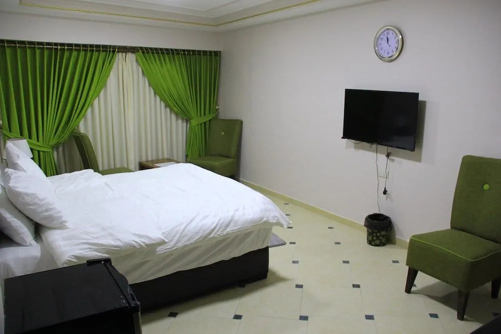 Shami Plaza Hotel