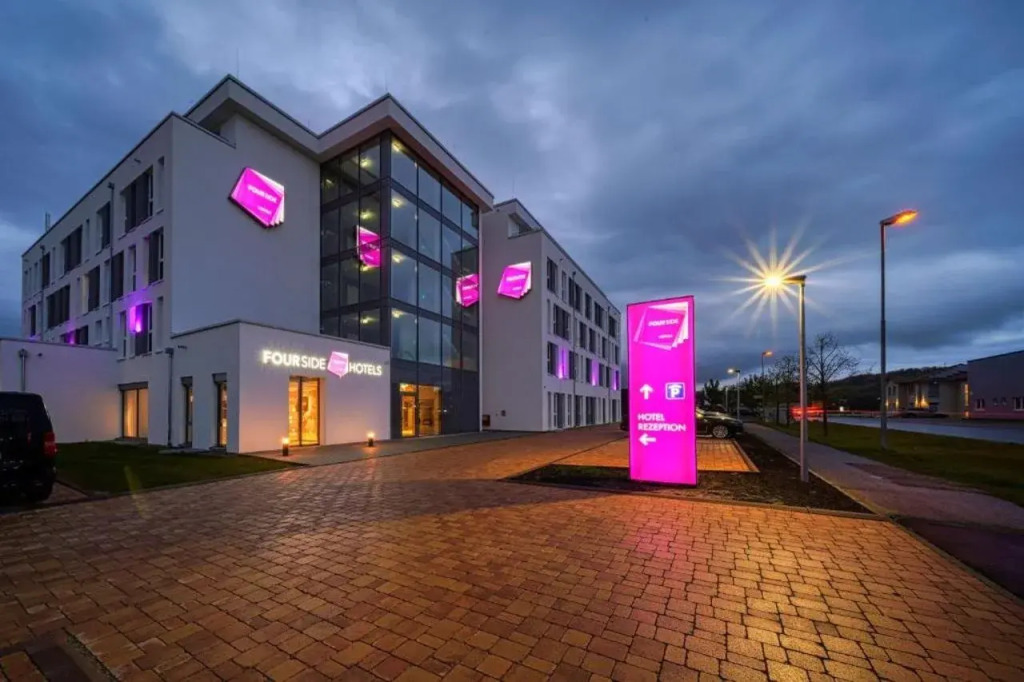 VOYA Hotel