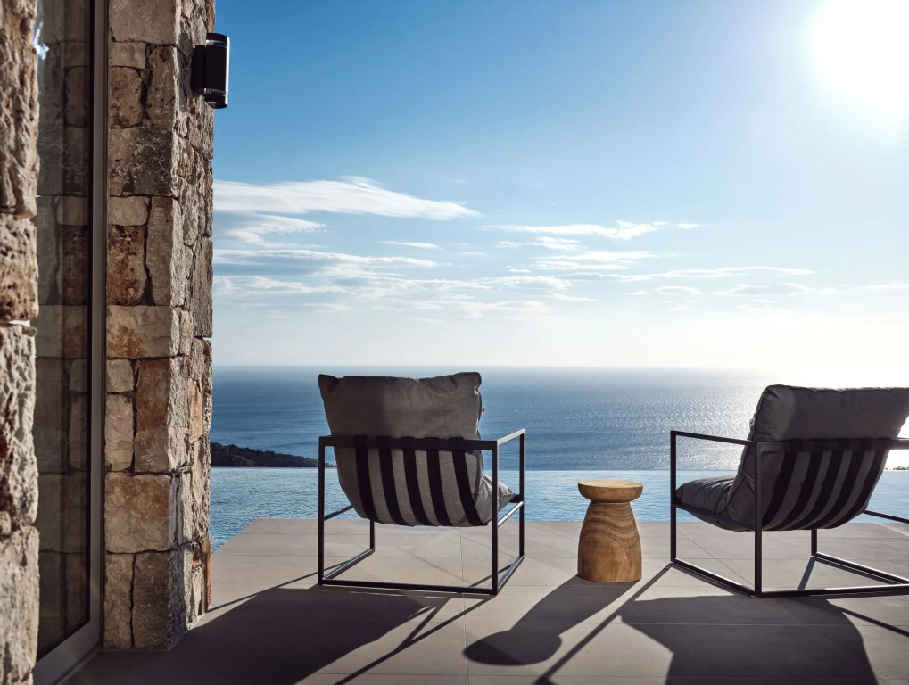 Etheria Luxury Villas & Suites