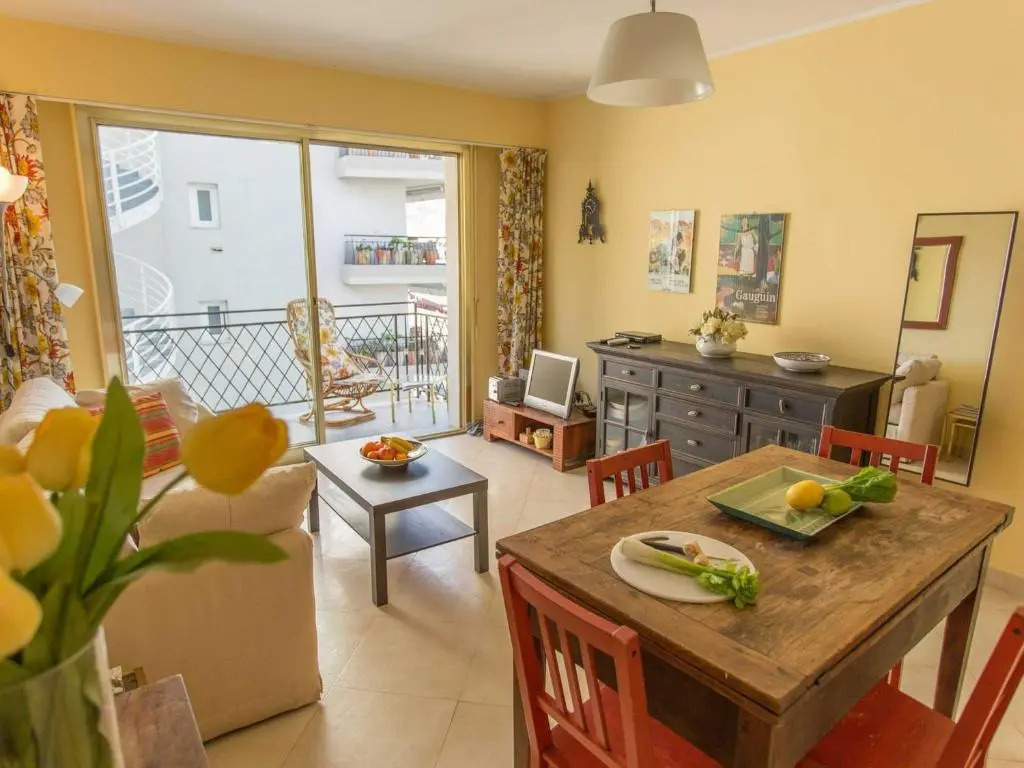 Appartement Menton, 2 pièces, 4 personnes - FR-1-196-160