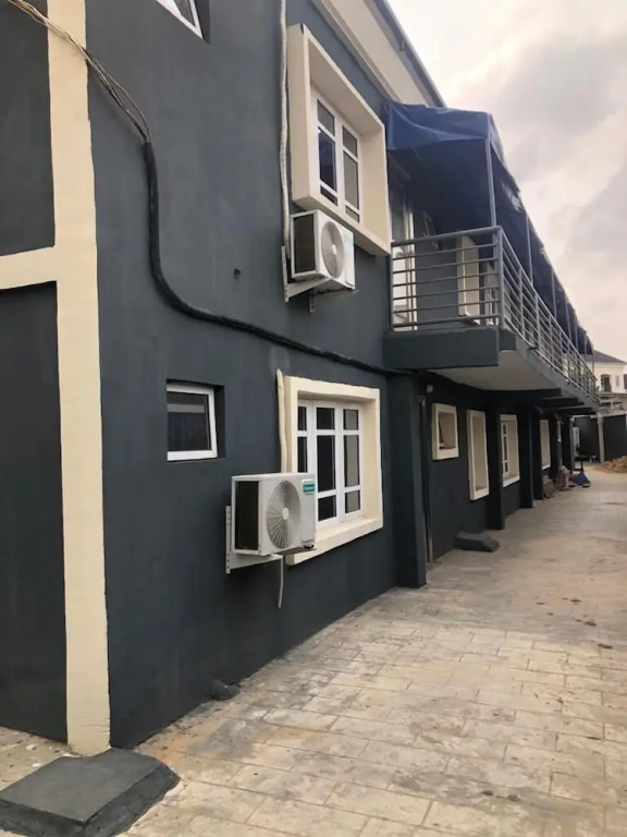 Gachiba Suites