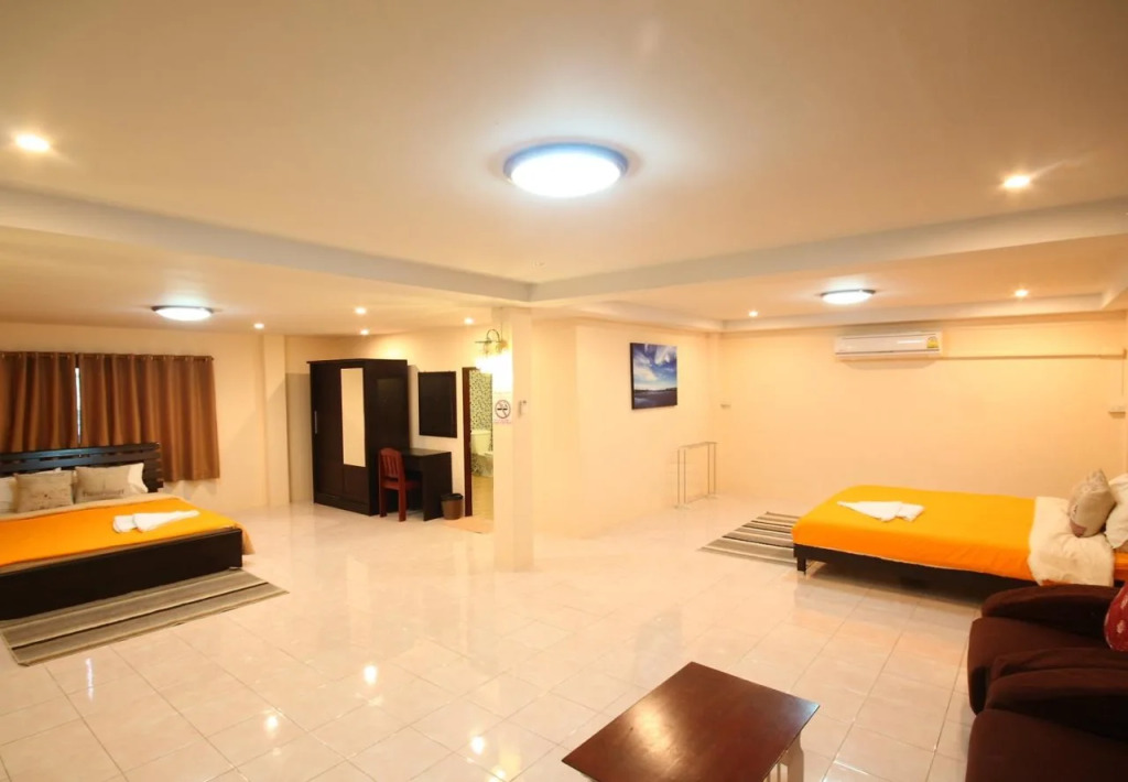 Sunny House Hua Hin