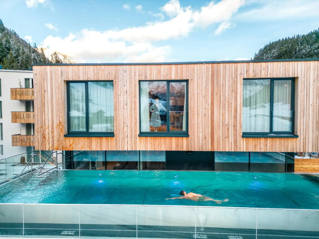 All-Suite Resort Paznaun Silvretta Premium Card Ende Juni bis Anfang Oktober inkludiert