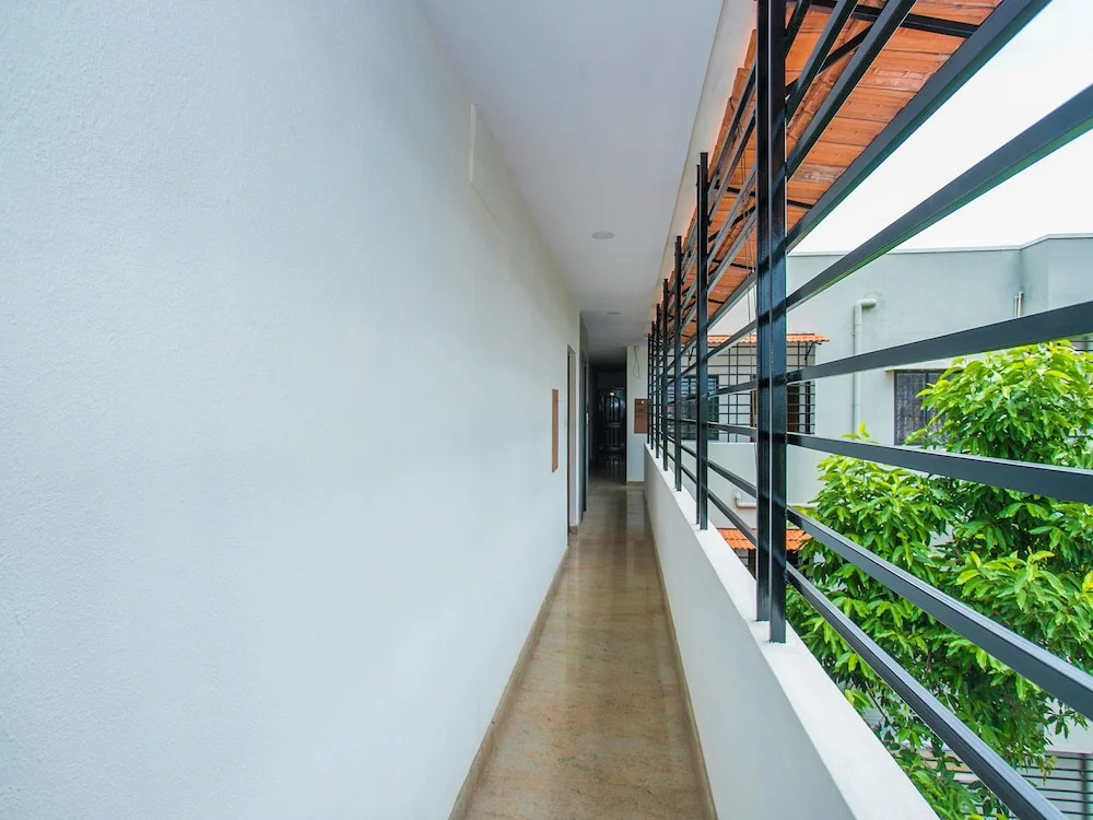 OYO 16939 Ne Westend Suites