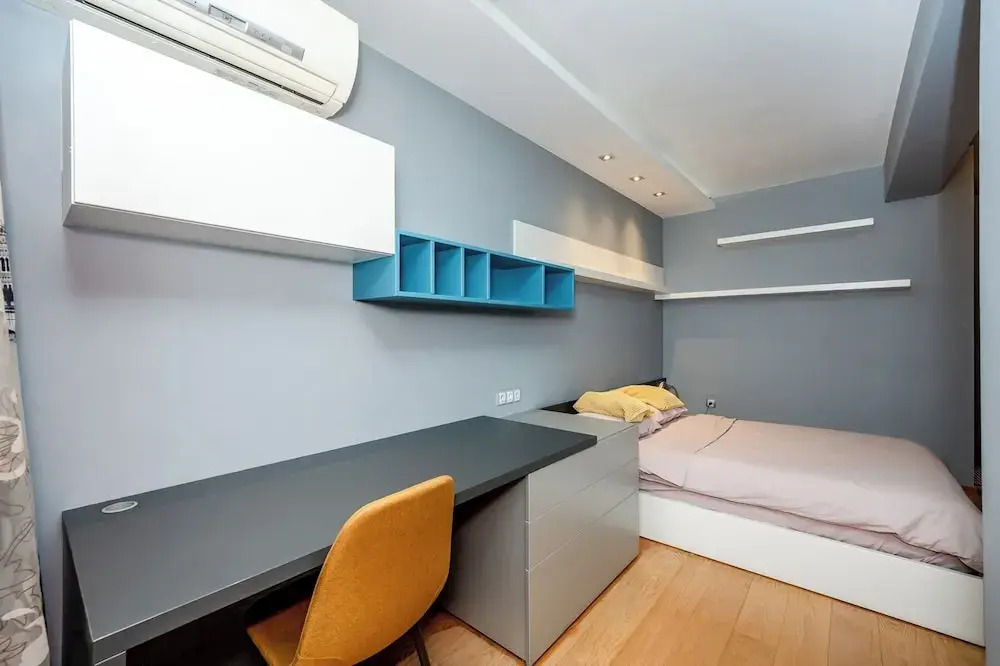 Sofia Luxury 3-Bed Penthouse Apartment Sleeps 6