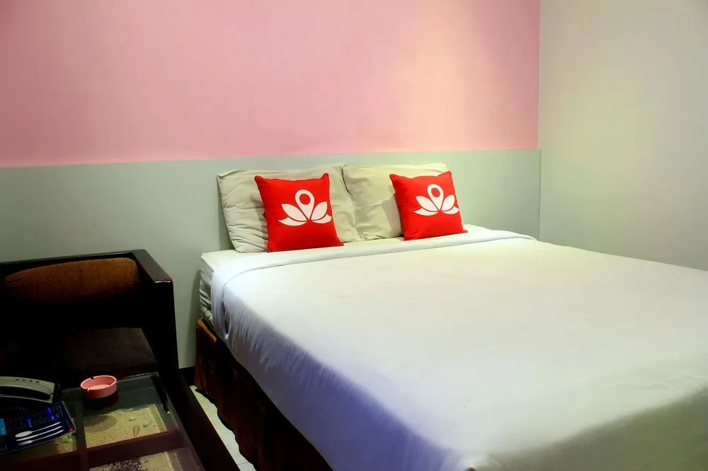 ZEN Rooms Akbar Kebon Kawung