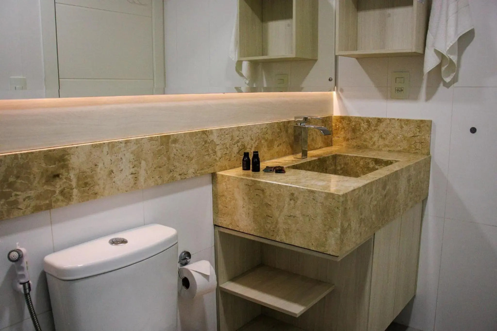 LOCAR-IN CANELA Apartamento Junto a Rua Coberta Amplo para 9 pessoas