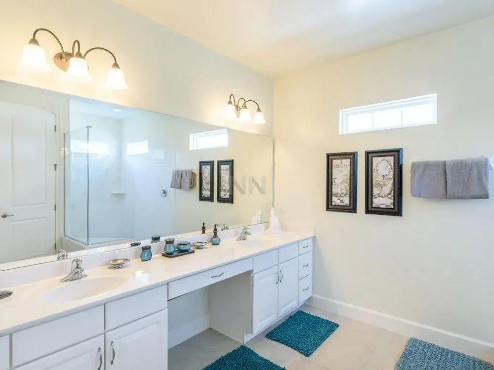Rental near Orlando 6 Br home by RedAwning