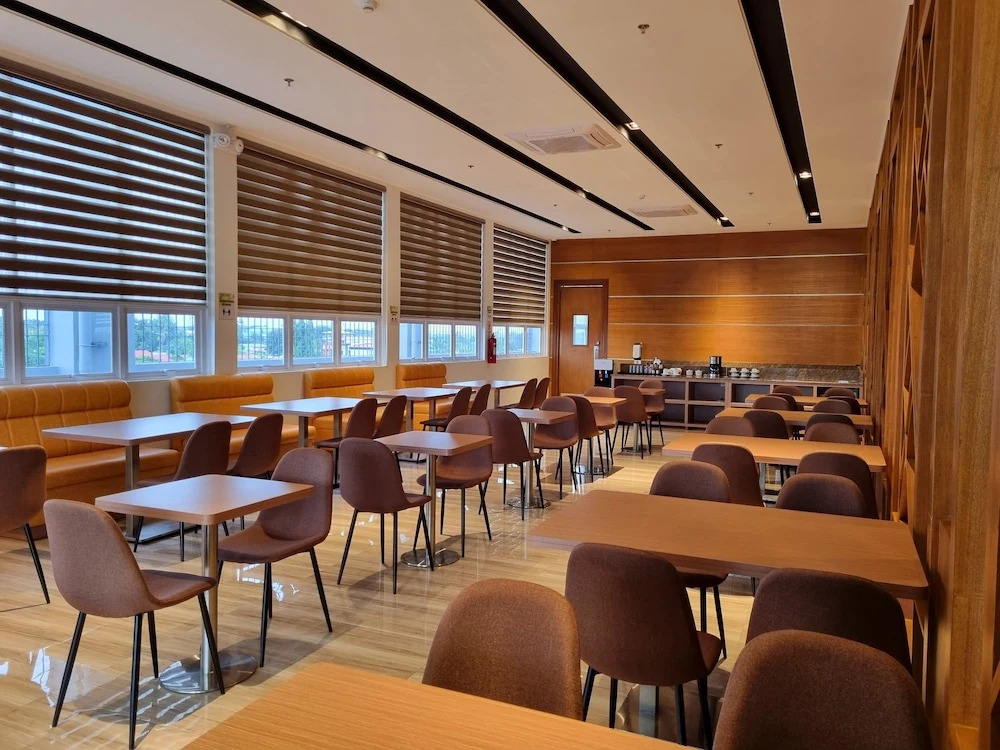 ALVEA HOTEL