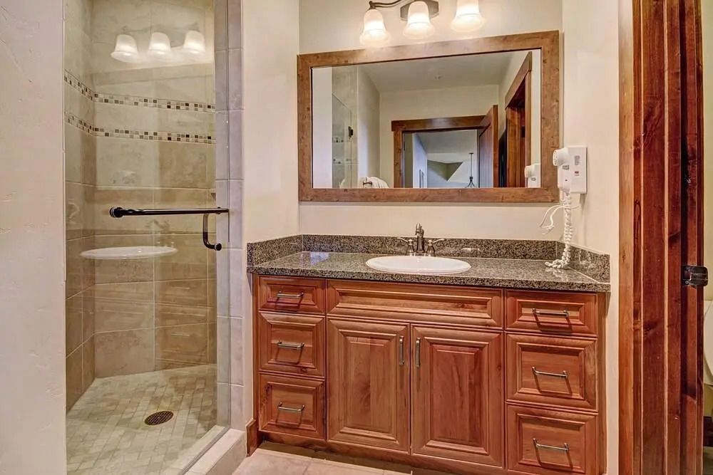 Crystal Peak Lodge C7000 - Cl2l - 2 Br Condo
