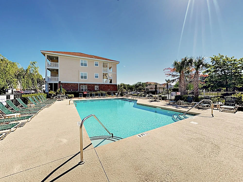 New Listing! Coastal W/ Pools On Golf Course 2 Bedroom Condo