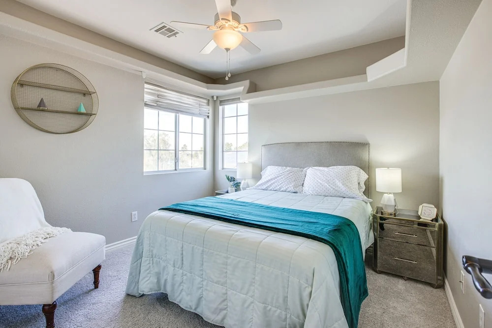 Large Las Vegas Home w/ Pool, Hot Tub + Game Room
