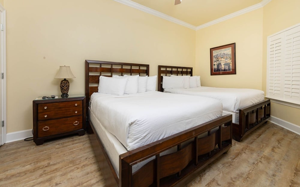 The Oasis 909 Formerly Phoenix West Ii 909 3 Bedroom Condo