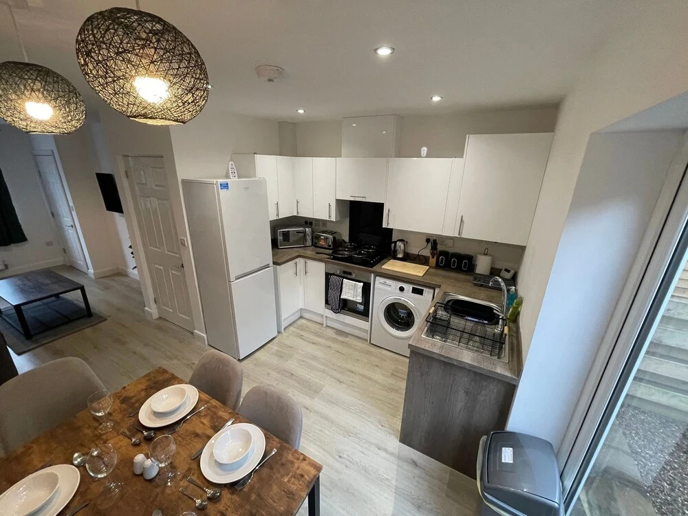 3 Bedroom New House with WiFi