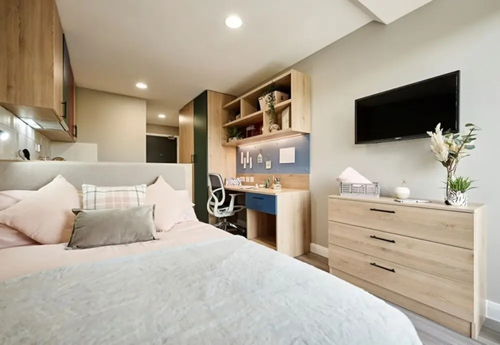 Modern Studios in BRIGHTON SK