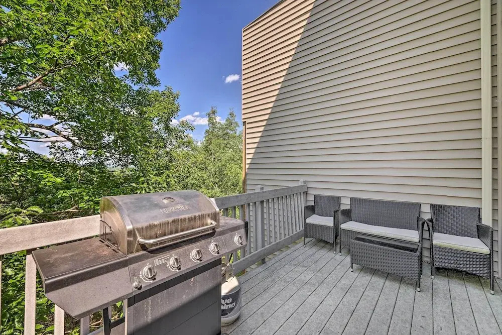 Tannersville Townhome, Near Camelback Mtn!