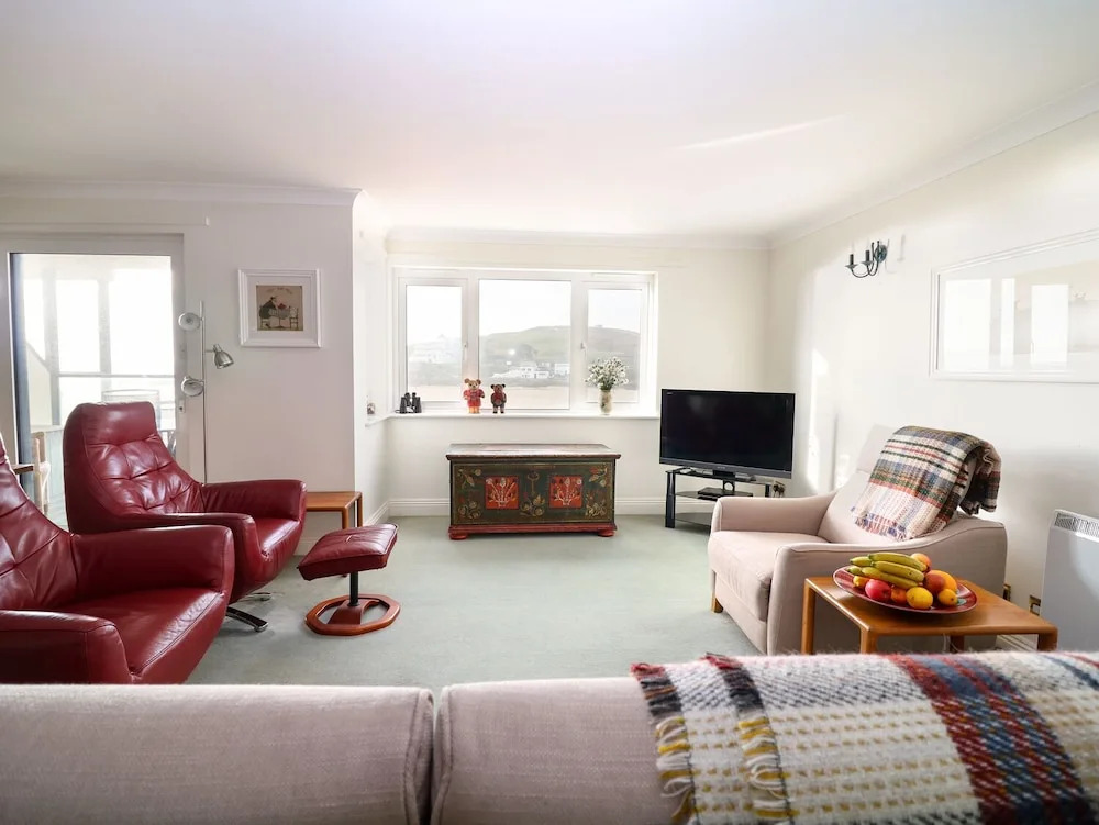 14 Burgh Island, Kingsbridge