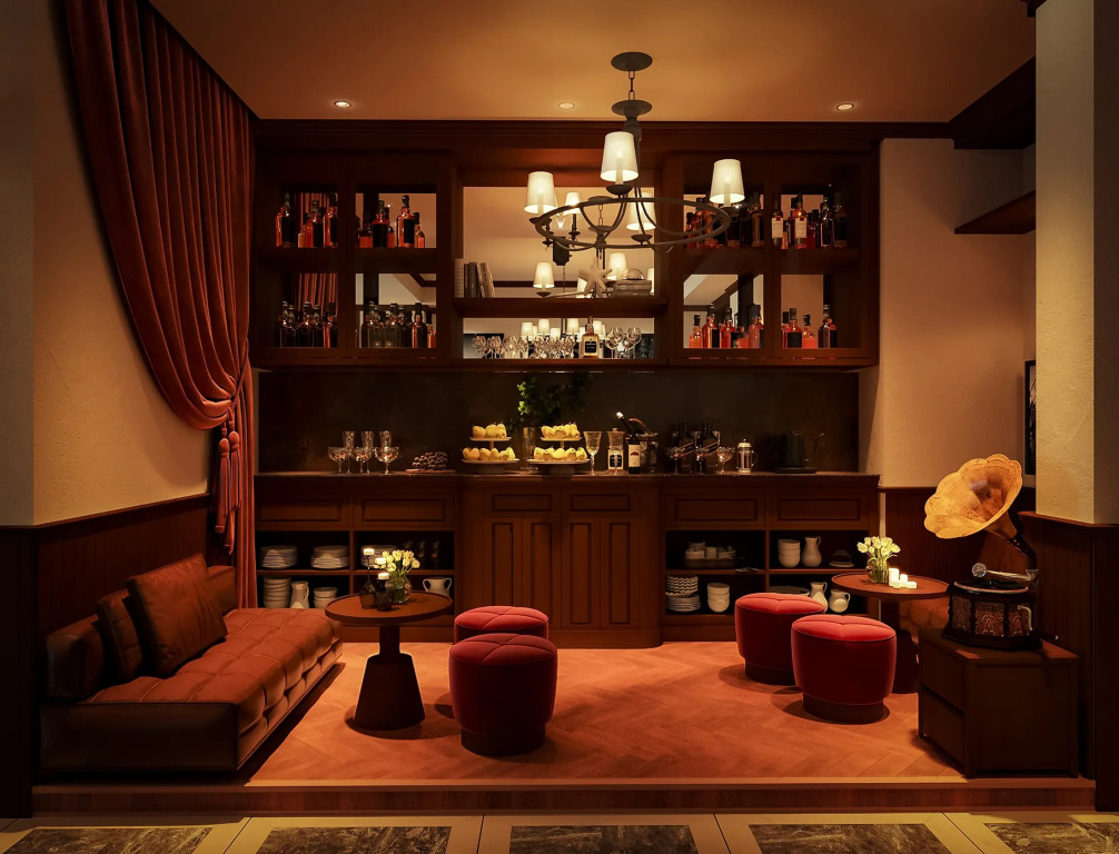 KiN Hotel Đông Du