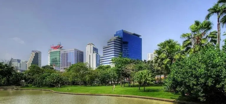 V Residence Serviced Apartment