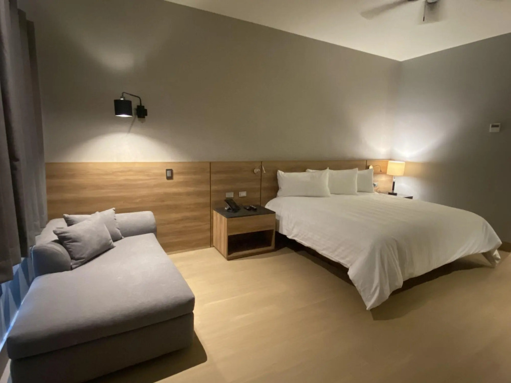 Rivi Grand Hotel
