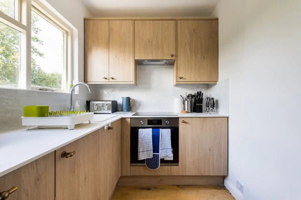 The Maida Vale Maison - 4BDR Maisonette Flat