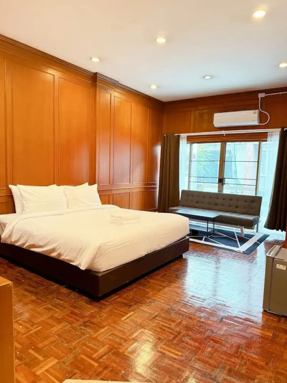 XXStay On Sukhumvit Soi 11 BTS Nana