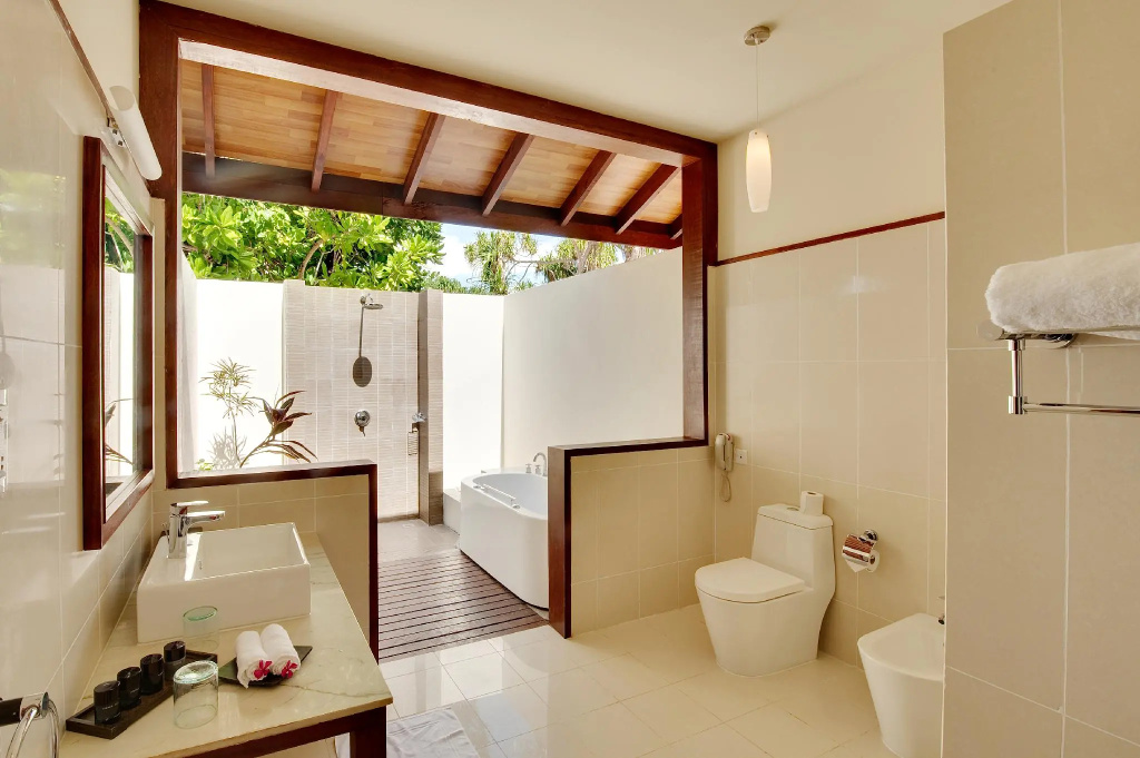 ROBINSON MALDIVES