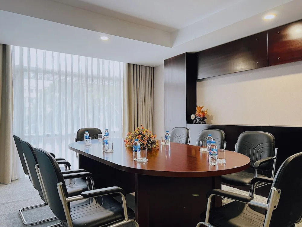 Crystal Hotel Nha Trang