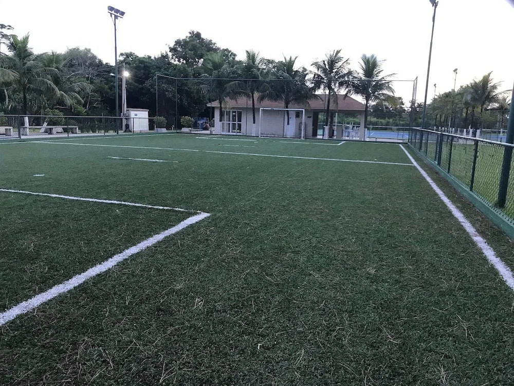 Reserva do Sahy, Condado