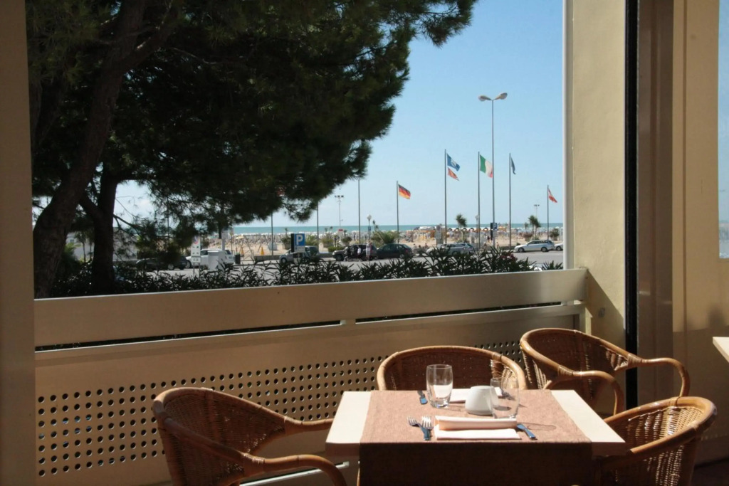 Hotel Ambassador