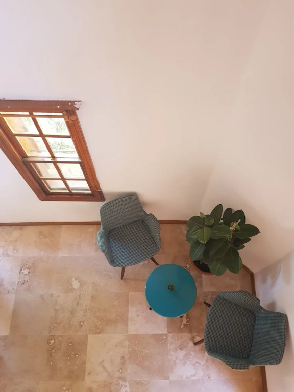 Room Kite Mansion