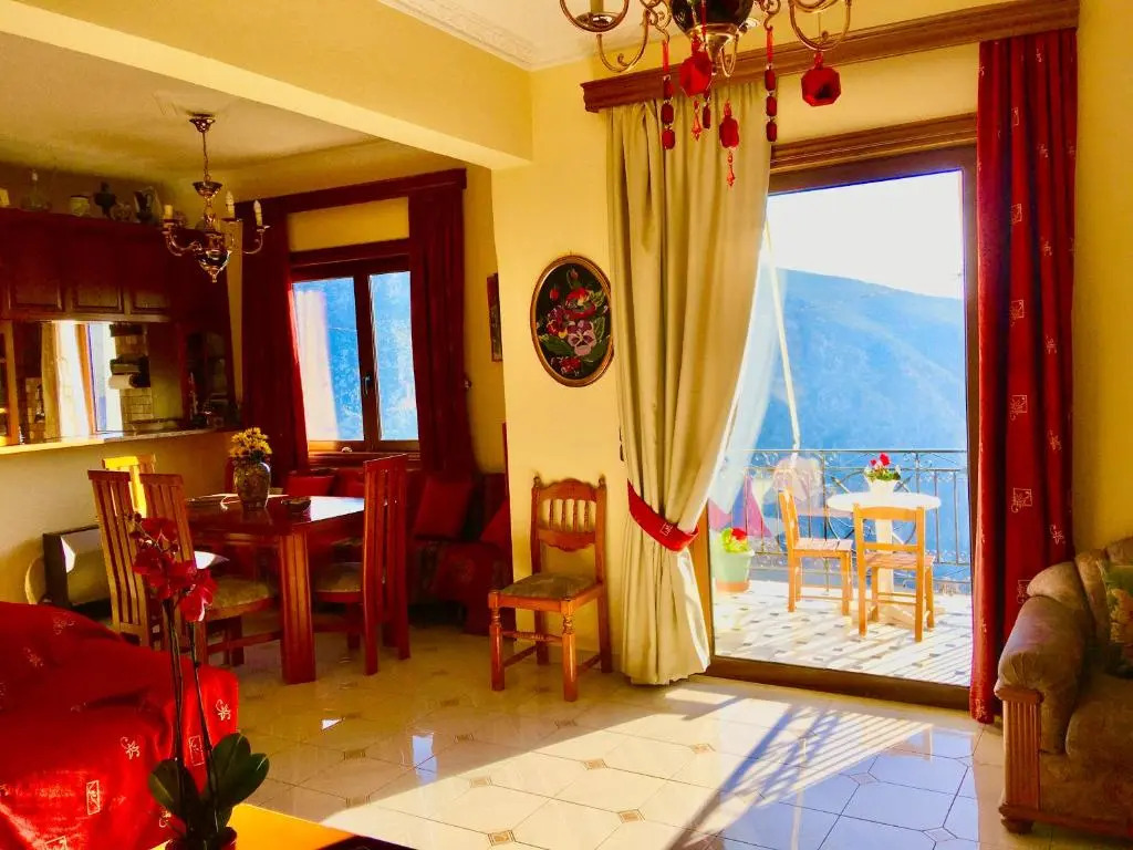 Delphi celebrity v i p the navel of the Earth, CENTER-DELPHI-penthouse galaxy&sky panoramic view, harmony&YOGA