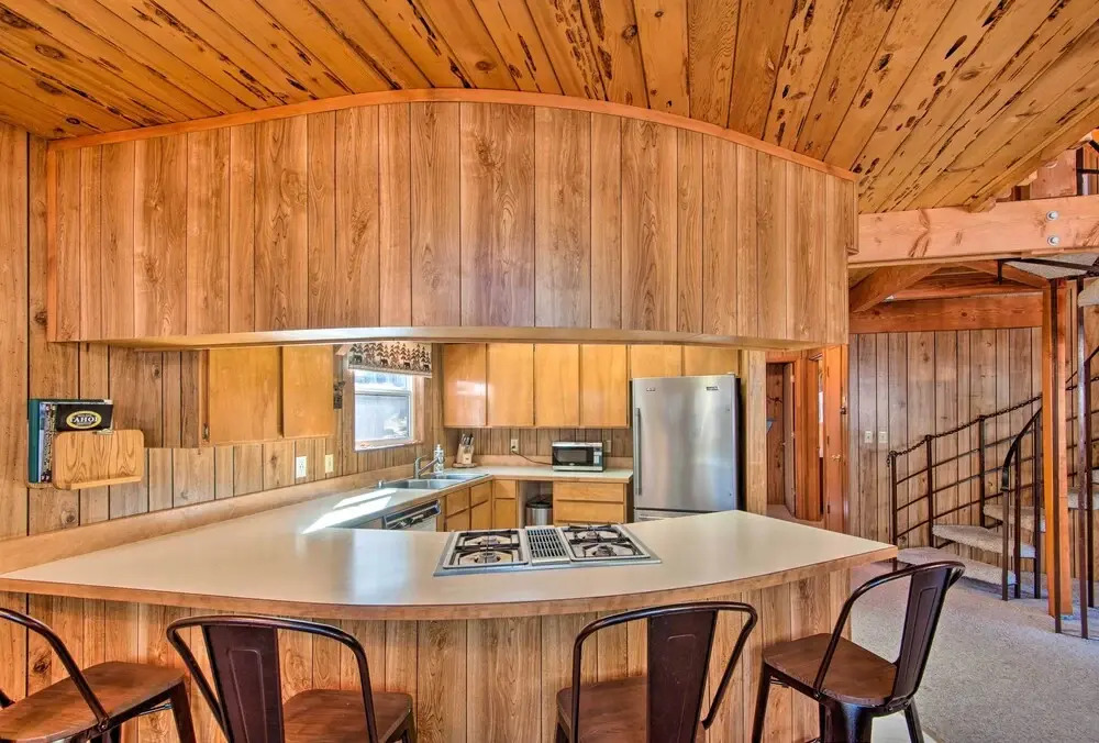 5 Mi to Heavenly Mountain Resort: All-seasons Gem