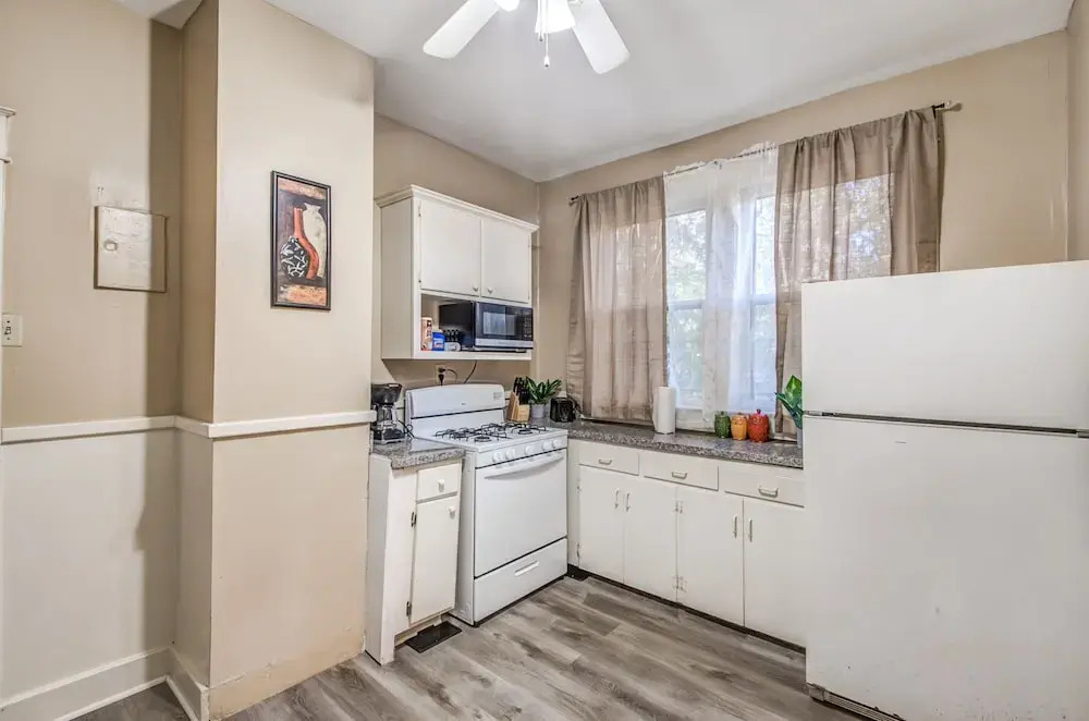 Bluemoon Bungalow 2 Units